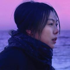 独自在夜晚的海边 - r1mfWgKzW0Yb3zsfix8MyFB3zlU.jpg